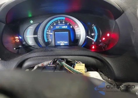 2010 Honda Insight Ex from USA, damaged, VIN JHMZE2H79AS016093